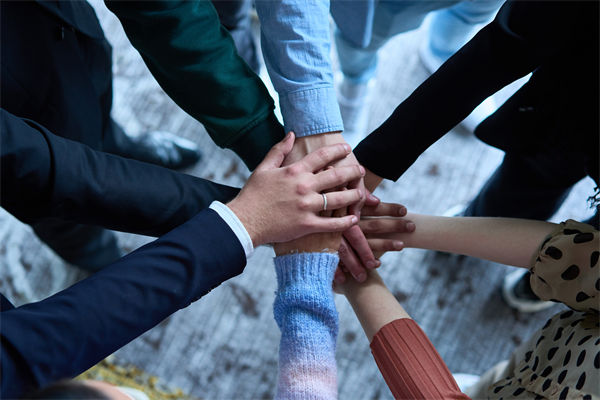 企業(yè)要求員工不結(jié)婚就離職？組織規(guī)劃管理怎么看？