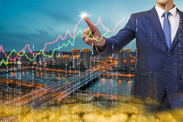 市場瞬息萬變，企業戰略該如何靈活調整以搶占先機？