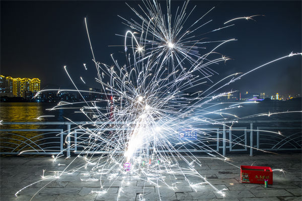 精益生產(chǎn)分析：湖南一花炮廠爆炸，現(xiàn)場升起蘑菇云