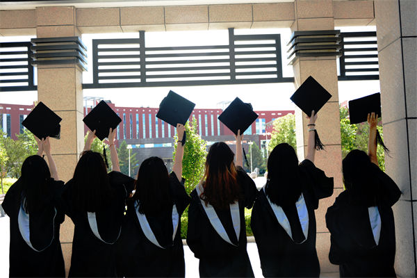 校招投入百萬留任率低，新人培養體系哪步脫節了？