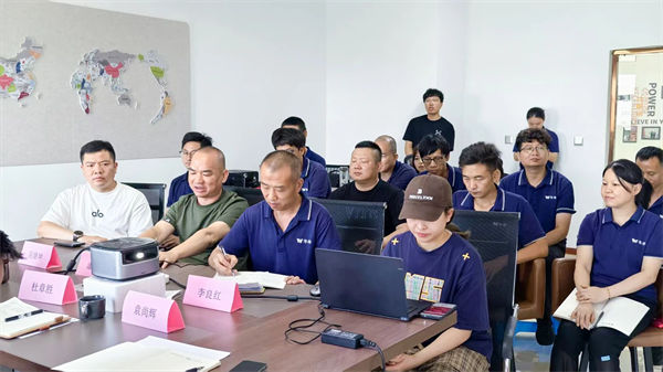 華瑋機械生產總經理潘貽豐先生致辭