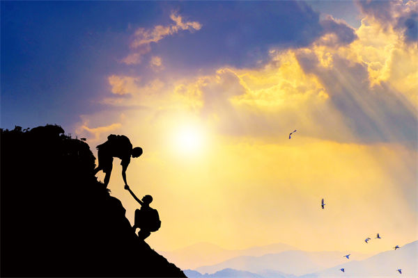 變革期文化斷層危機，管理如何構建韌性傳承體系？